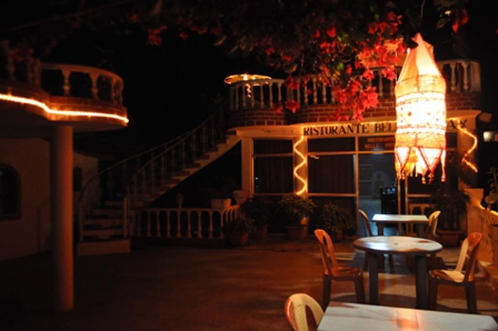 Hotel Casa Di William Khajurāho Extérieur photo